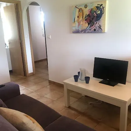 Casa Individual Barrio Escuelas Semesterbostad